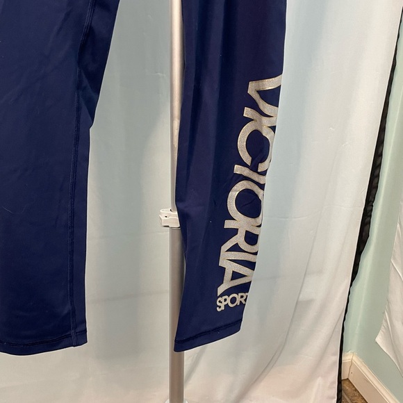 Victoria's Secret Sport Navy Leggings size large - Picture 2 of 7